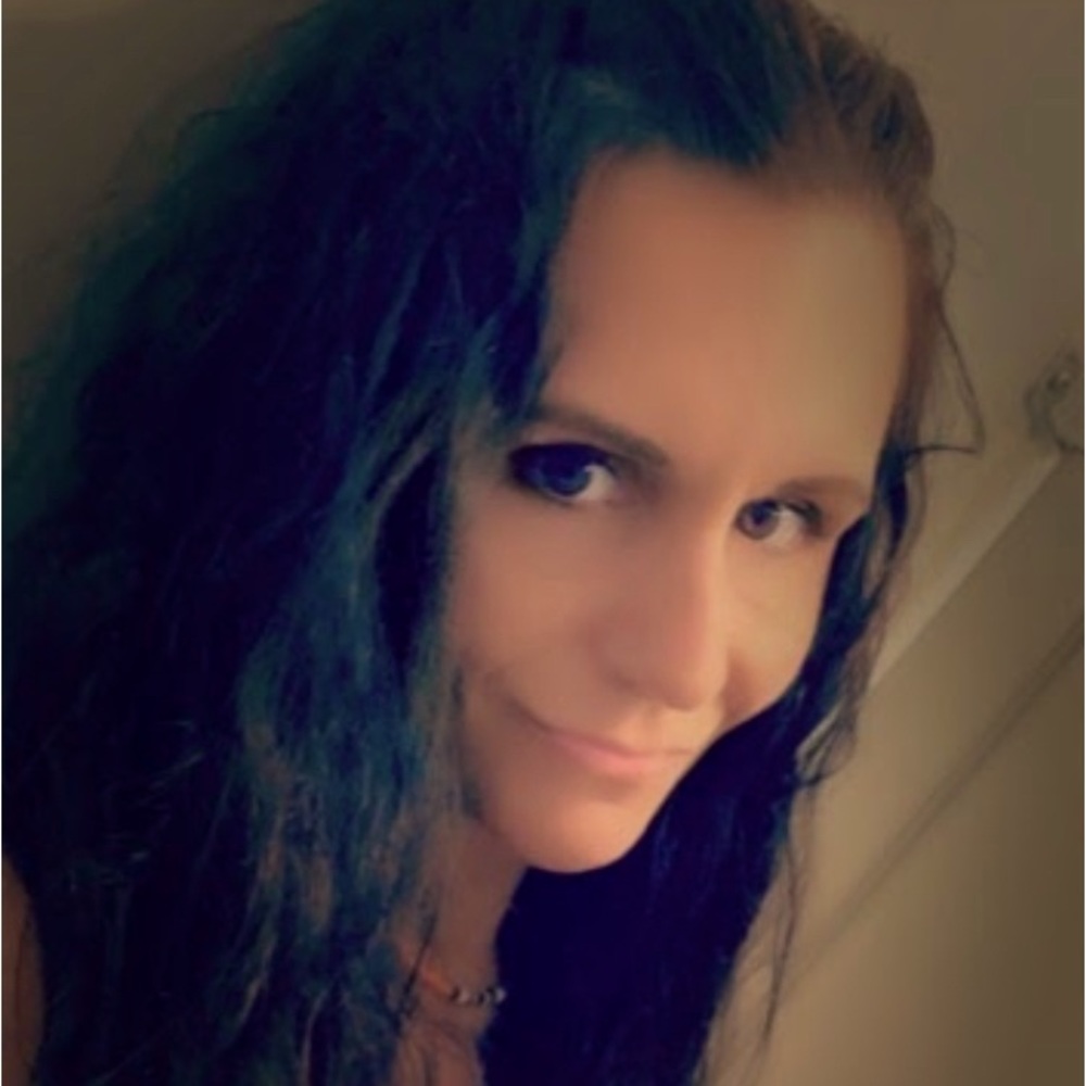 Meet your Posher, Jeanette